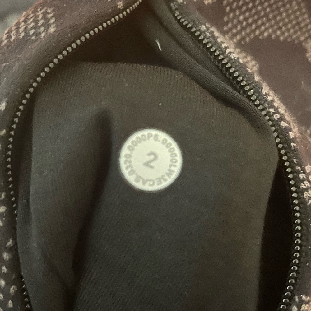 🎉 Lululemon Close to Crossing Long Sleeve Rulu Heritage Camo Black Lunar… - Picture 5 of 5
